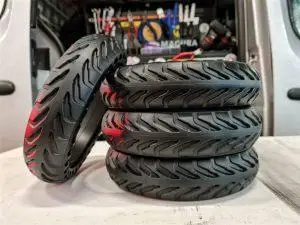 צמיג מלא לקורקינט שיאומי